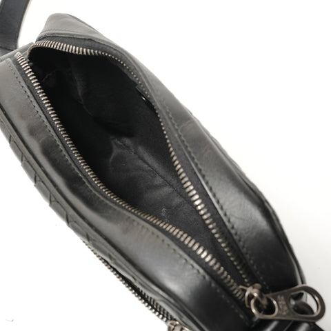 BOTTEGAVENETA INTRECCIATO Shoulder Bag black WS27645