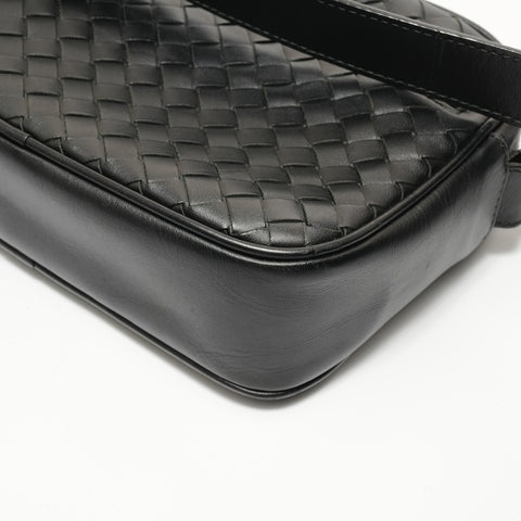 BOTTEGAVENETA INTRECCIATO Shoulder Bag black WS27645