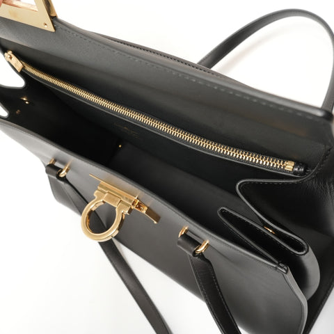 Salvatore Ferragamo Gancini leather Tote Bag black WS27667