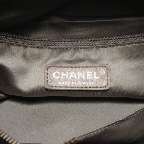 CHANEL Quilted Chain Leather, 2008 model, serial number 11. Boston bag black WS27721