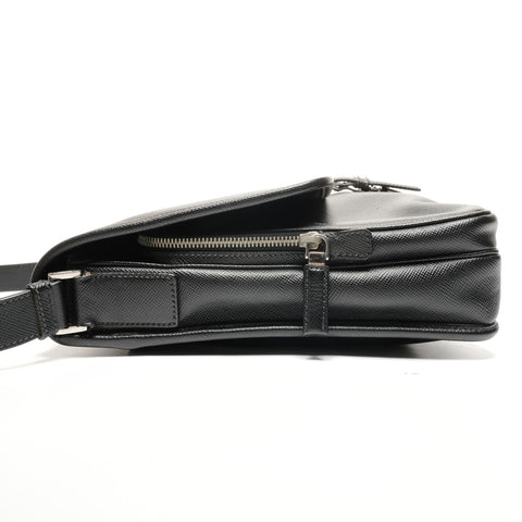 PRADA Saffiano Messenger Bag Shoulder Bag black WS27737