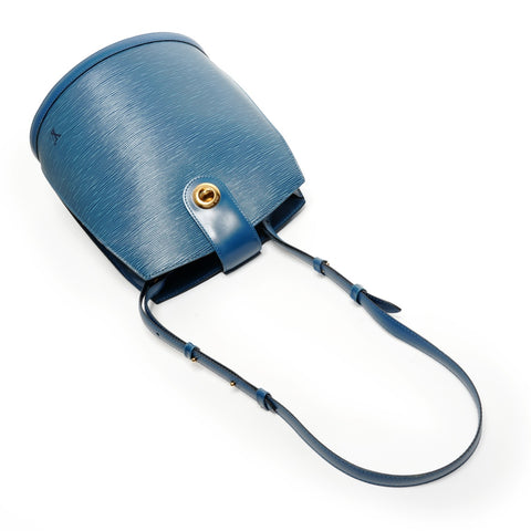LOUIS VUITTON 1995 Epi Cluny Shoulder Bag blue WS27760