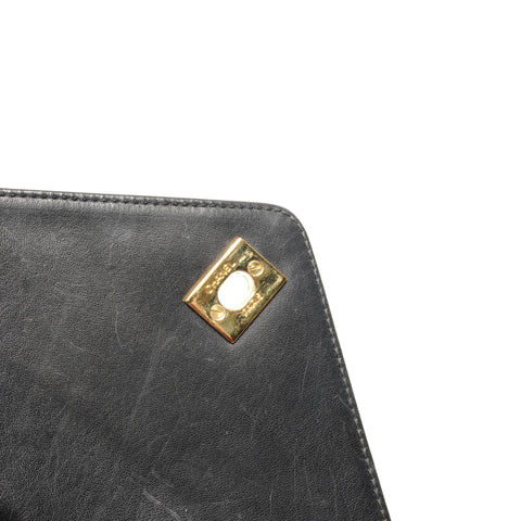 CHANEL Series 2, 1991-1994, V-stitch lambskin fringe Shoulder Bag black WS27790