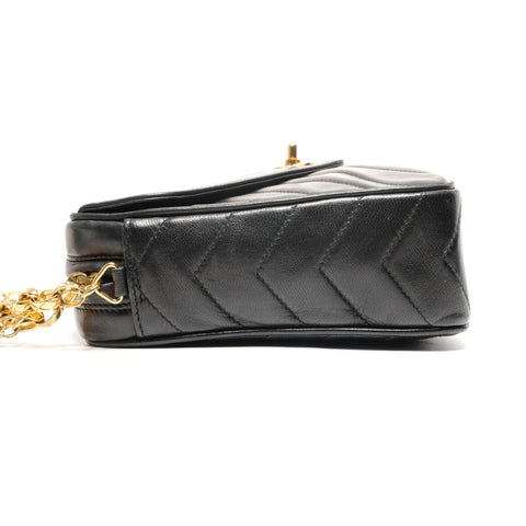 CHANEL Series 2, 1991-1994, V-stitch lambskin fringe Shoulder Bag black WS27790