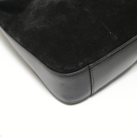 GUCCI suede Shoulder Bag black WS27818