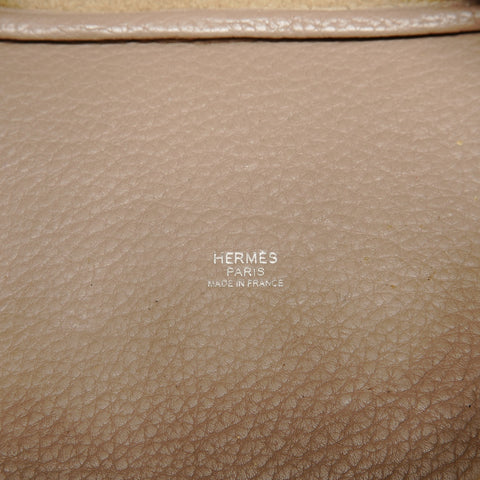 HERMES Picotin Lock PM � P Taurillon Clemence Handbag beige WS27842
