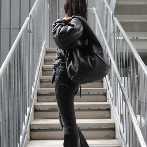 BOTTEGAVENETA INTRECCIATO Cervo Hobo Shoulder Bag black WS27845