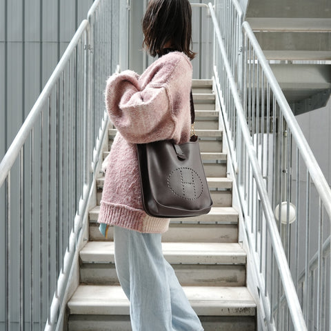 HERMES □H stamp, 2004 Evelyn II GM Epsom Chocolate Shoulder Bag Brown WS27889