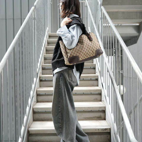 GUCCI GG Canvas Shelly Ribbon Tote Bag beige WS27917