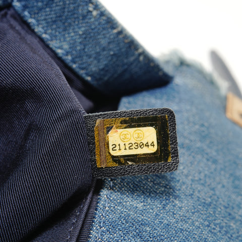 CHANEL Item No. 21: COCO Mark Boy Chanel Denim Shoulder Bag Navy WS27935
