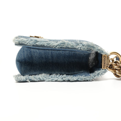 CHANEL Item No. 21: COCO Mark Boy Chanel Denim Shoulder Bag Navy WS27935