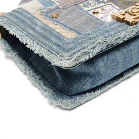 CHANEL Item No. 21: COCO Mark Boy Chanel Denim Shoulder Bag Navy WS27935