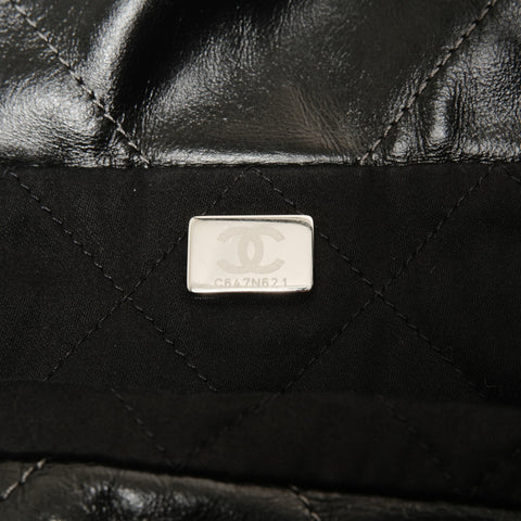 CHANEL 2022-2025 Chanel 22 Small Gradient Shoulder Bag Silver WS27947