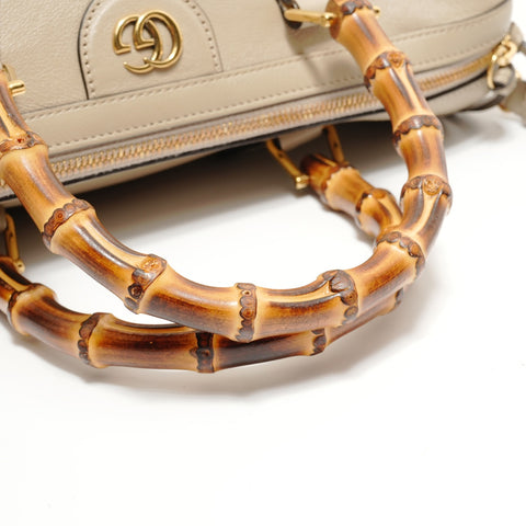 GUCCI GG Diana Bamboo Leather Handbag beige WS27965