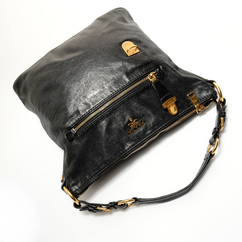 PRADA leather logo Shoulder Bag black WS27970