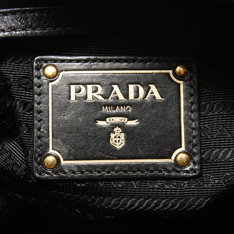 PRADA leather logo Shoulder Bag black WS27970