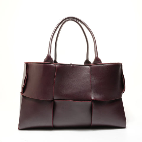 BOTTEGAVENETA Maxi Intrecciato Arco Bordeaux Tote Bag Red WS27971