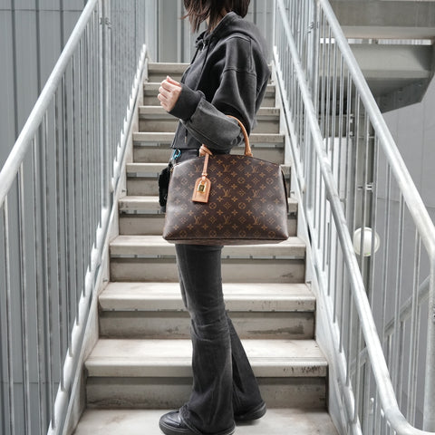 LOUIS VUITTON 2021-2025 Monogram Grand Palais MM Handbag Brown WS27972