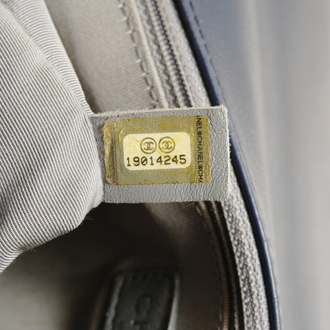 CHANEL Boy Chanel (number 19) Shoulder Bag Navy WS27980