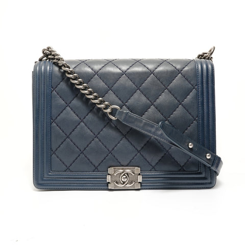 CHANEL Boy Chanel (number 19) Shoulder Bag Navy WS27980