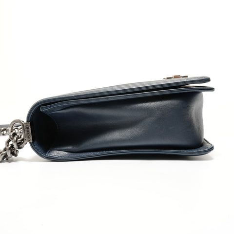 CHANEL Boy Chanel (number 19) Shoulder Bag Navy WS27980