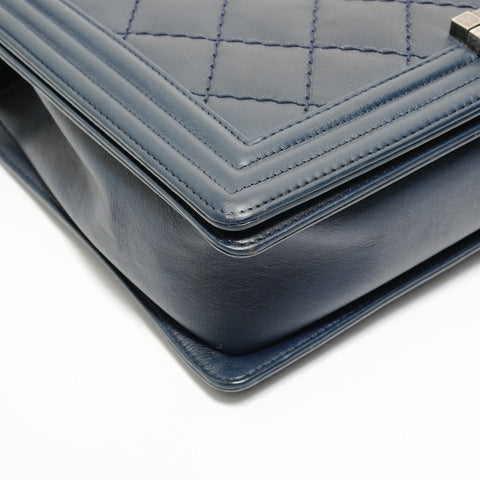 CHANEL Boy Chanel (number 19) Shoulder Bag Navy WS27980