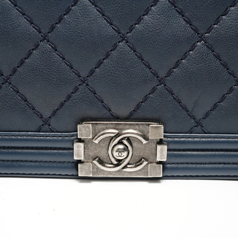 CHANEL Boy Chanel (number 19) Shoulder Bag Navy WS27980