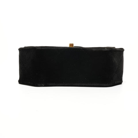 CHANEL 2022-2025 Velour Matelass Shoulder Bag black WS28006