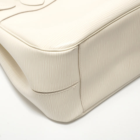 LOUIS VUITTON Epi-Passy PM Handbag white WS28018