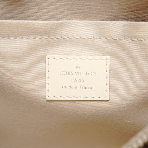 LOUIS VUITTON Epi-Passy PM Handbag white WS28018