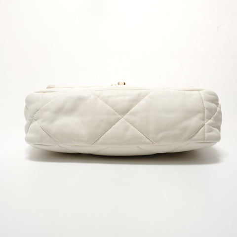 CHANEL 19 Matelasse Shoulder Bag white WS28019