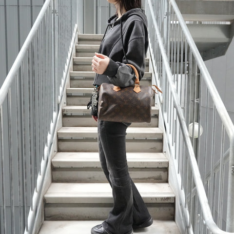 LOUIS VUITTON Monogram Speedy 25, manufactured in 1994. Handbag Brown WS28031