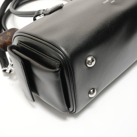 LOUIS VUITTON Speedy Cargo Vibe (2021-2025 model) Shoulder Bag black WS28032