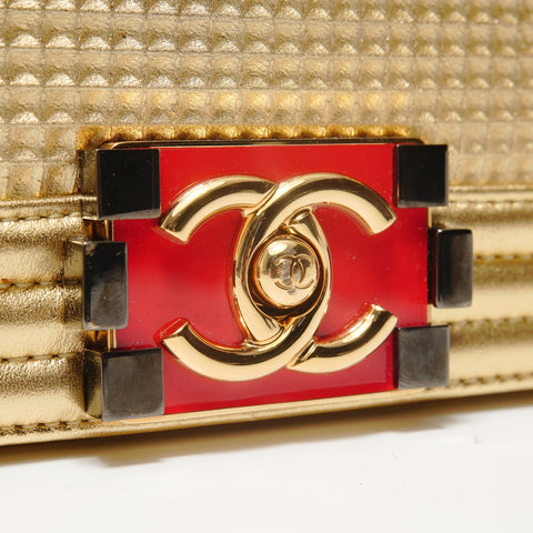 CHANEL Article n ° 19 Boy Chanel Petit sac à bandoulière or WS28053