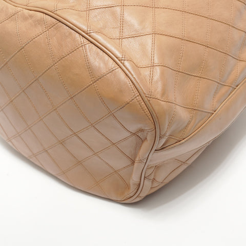 CHANEL Table 1: Bicolore Shoulder Bag beige WS28060