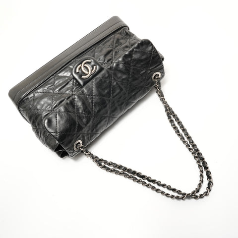 CHANEL Item No. 15 Matelass Chain Shoulder Bag black WS28061