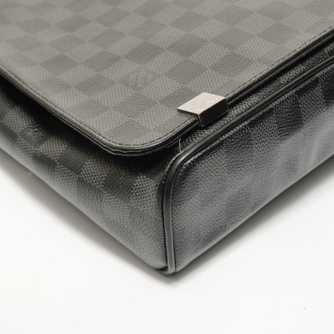 LOUIS VUITTON 2018 Damier Graphite District PM Shoulder Bag black WS28092