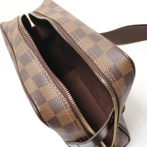 LOUIS VUITTON Damier Olaf PM, made in 2007. Shoulder Bag Brown WS28175