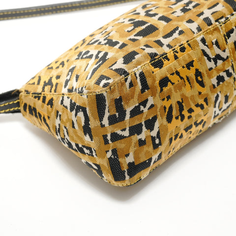 FENDI ZUCCA Leopard Pattern Accessory Pouch Shoulder Bag yellow WS28196