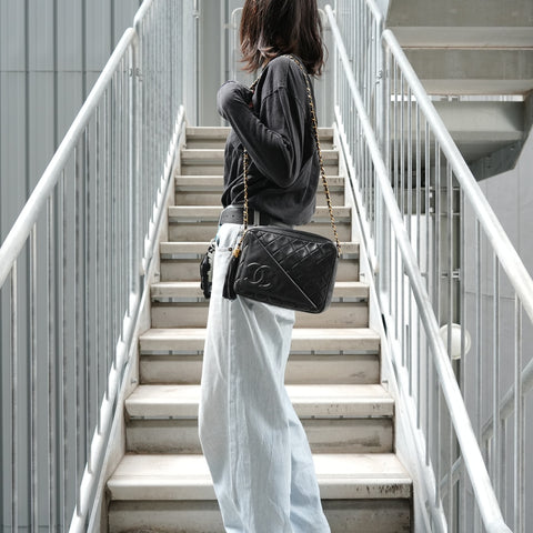 CHANEL No. 1 Matelass Fringe Shoulder Bag black WS28198