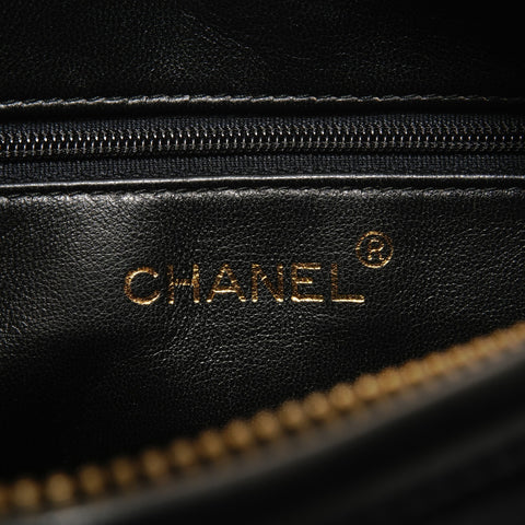 CHANEL No. 1 Matelass Fringe Shoulder Bag black WS28198