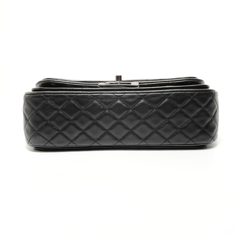 CHANEL Item No. 18, 2013-2014, Patent Leather, Single Flap Matelass Shoulder Bag black WS28210