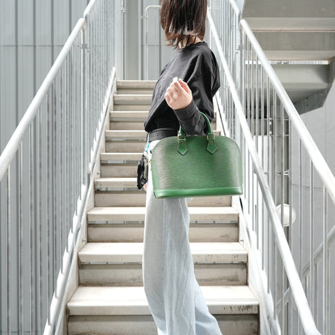 LOUIS VUITTON 1996 Epi Alma PM Handbag green WS28230