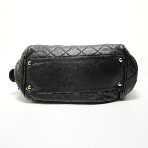 CHANEL Table 11: COCO Mark Caviar Skin Boston bag black WS28253
