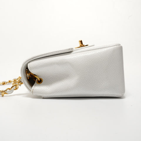 CHANEL Table 2: Caviar Skin Mademoiselle Shoulder Bag white WS28257