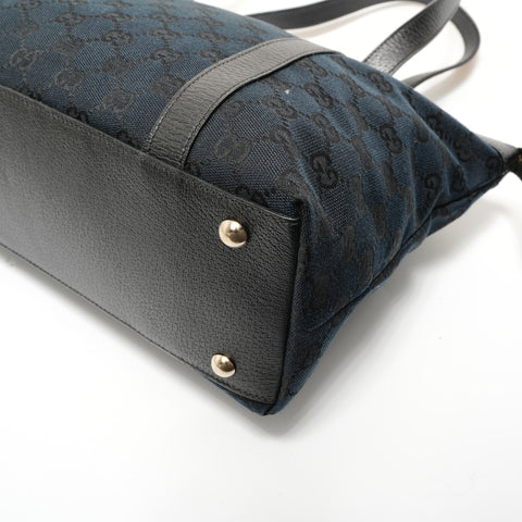 GUCCI GG canvas Shoulder Bag black WS28260