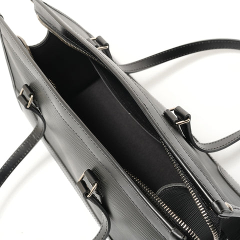LOUIS VUITTON Epi Madeleine PM, made in 2008. Shoulder Bag black WS28280
