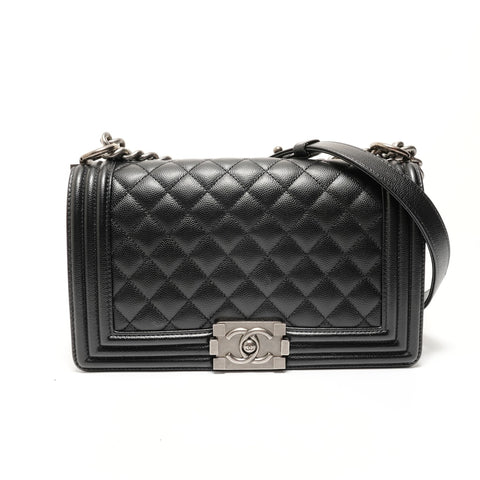 CHANEL Item No. 28, 2019 Caviar Skin Matelassé Boy Chanel Shoulder Bag black WS28299