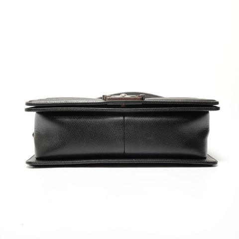 CHANEL Item No. 28, 2019 Caviar Skin Matelassé Boy Chanel Shoulder Bag black WS28299