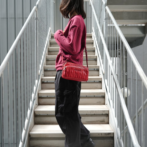 Miu Miu Leather materasse Shoulder Bag Red WS28375